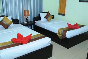 Popular Boutique Hotel