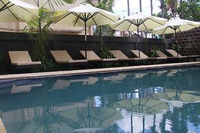 Popular Boutique Hotel