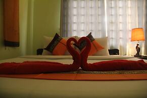 Popular Boutique Hotel