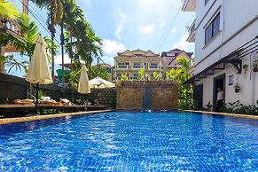 Popular Boutique Hotel