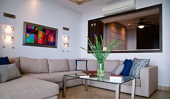 Pinnacle Resorts 180