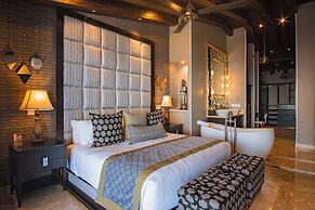 Pinnacle Resorts 180