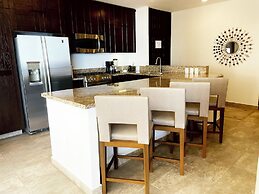 Pinnacle Resorts 180