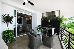 Pinnacle Resorts 180