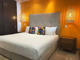 Pinnacle Resorts 180