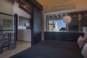 Pinnacle Resorts 180