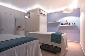 Pinnacle Resorts 180