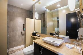 Pinnacle Resorts 180