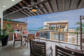 Pinnacle Resorts 180