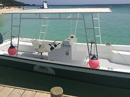 Infinity Bay Spa & Beach Resort