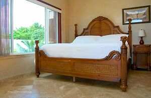 Infinity Bay Spa & Beach Resort