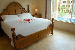 Infinity Bay Spa & Beach Resort