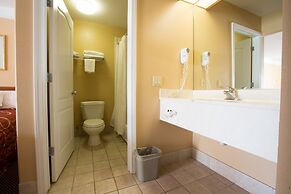 Shasta Pines Motel & Suites