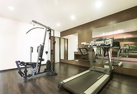 The Lotus - Apartment Hotel, Venkatraman Street