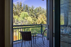 The Inn Above Oak Creek