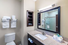 Holiday Inn Express & Suites Floresville by IHG
