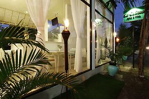 La Cabana Hotel and Villas