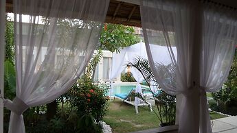 La Cabana Hotel and Villas