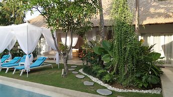 La Cabana Hotel and Villas