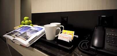 V Hotel Bencoolen