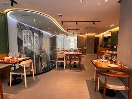 Hotel Indigo Madrid - Gran Via by IHG