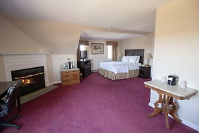 The Lucerne Inn