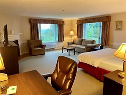 The Lucerne Inn