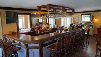 The Lucerne Inn