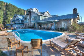 The Historic Gatlinburg Inn