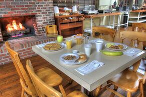 The Historic Gatlinburg Inn