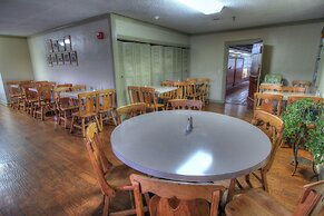 The Historic Gatlinburg Inn