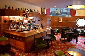 North West Castle Hotel