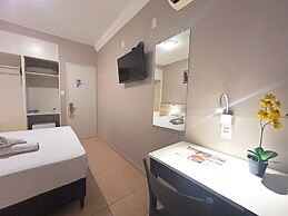 Hotel El Pilar by Bsb Inn