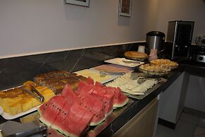 Hotel El Pilar by Bsb Inn