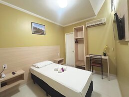 Hotel El Pilar by Bsb Inn