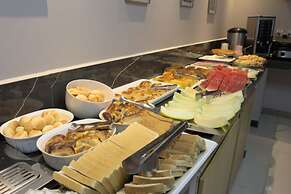 Hotel El Pilar by Bsb Inn