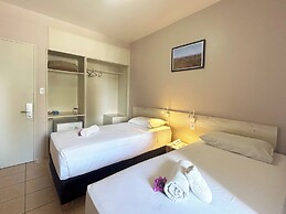 Hotel El Pilar by Bsb Inn