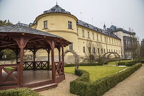 Chateau hotel Zbiroh