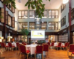 Hotel Baltaci Atrium