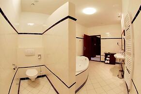 Hotel Baltaci Atrium