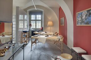 Chateau Herálec Boutique Hotel & Spa by L'OCCITANE