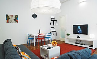 Central Downtown Apartments by Irundo