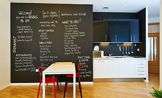 Central Downtown Apartments by Irundo