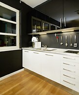 Central Downtown Apartments by Irundo