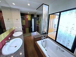 The Sunreno Hotel Bangkok