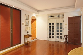 Seven Senses Guest House