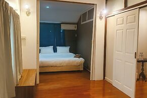 Seven Senses Guest House