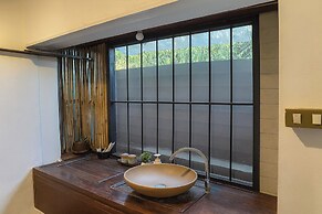 Seven Senses Guest House