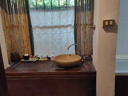 Seven Senses Guest House