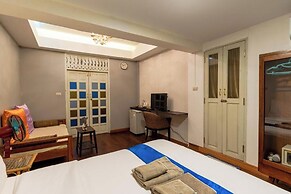 Seven Senses Guest House